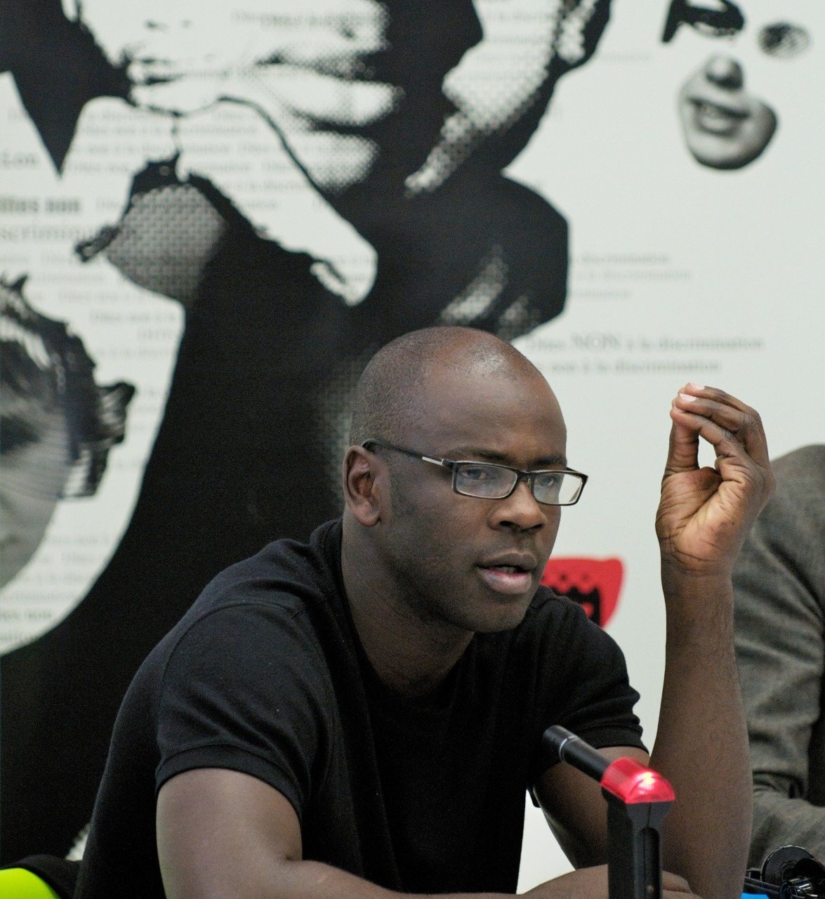 "Lilian Thuram et l'engagement contre le racisme : la force d'un combat pour un avenir meilleur"