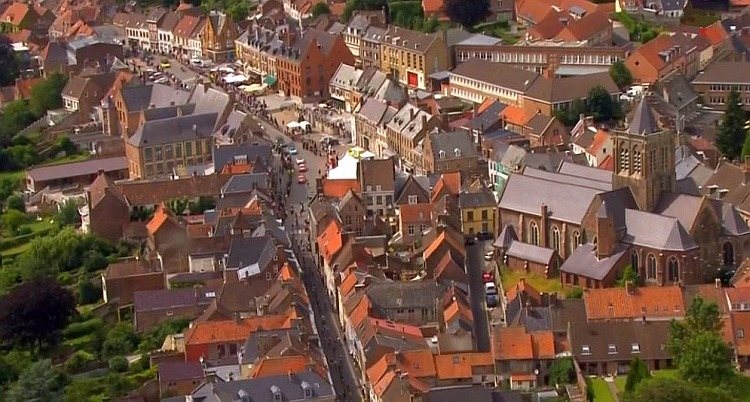 Histoire de Cassel, des origines à nos jours