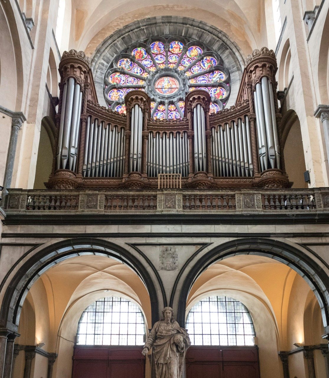 La cathédrale de Notre-Dame de Tournai, entre roman et gothique (XII et XIIIème siècles)